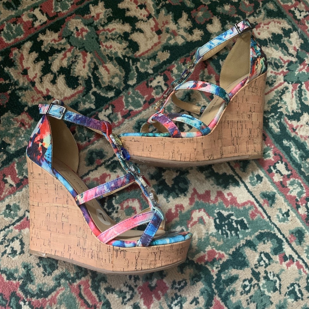 Chinese Laundry Rainbow bead shoes size 7